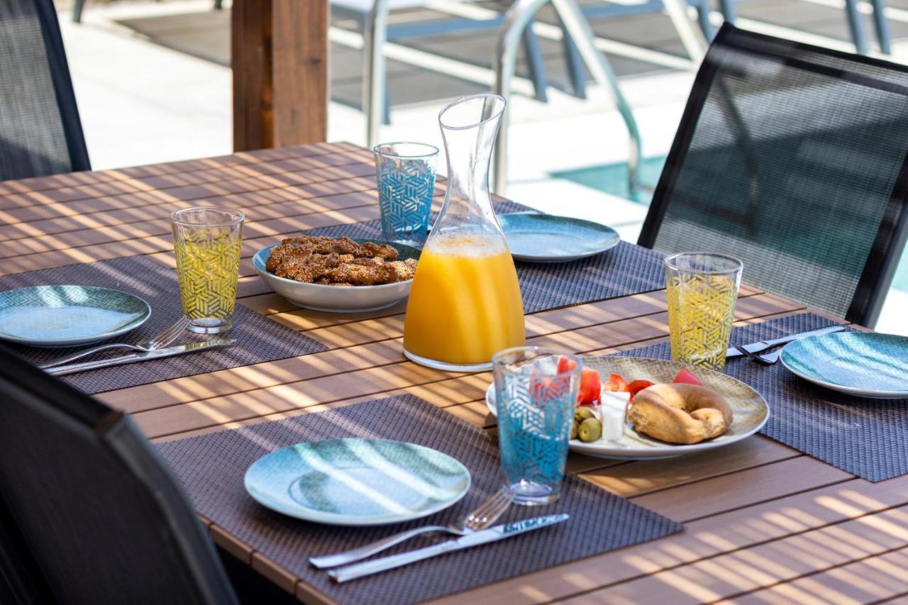 Cato Agro 2, Seafront Villa With Private Pool Afiartis Buitenkant foto